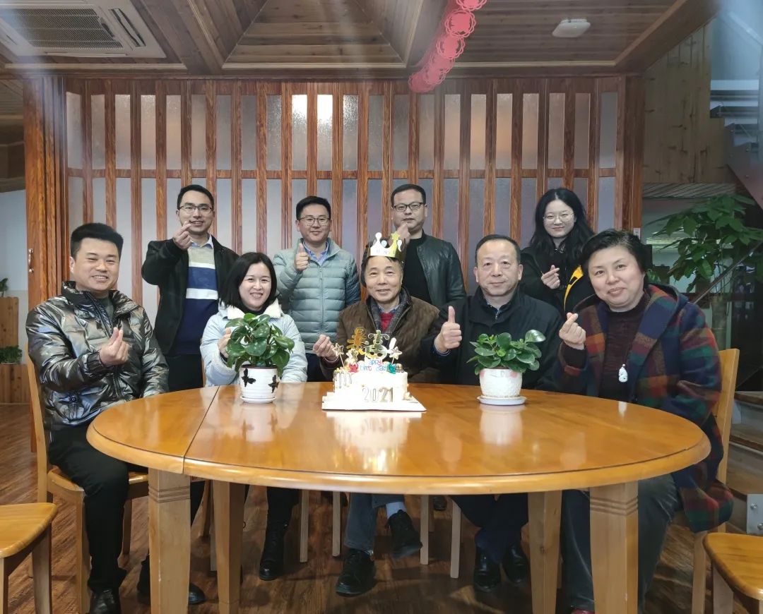三月份生日会|温情送员工，，暖意留心间